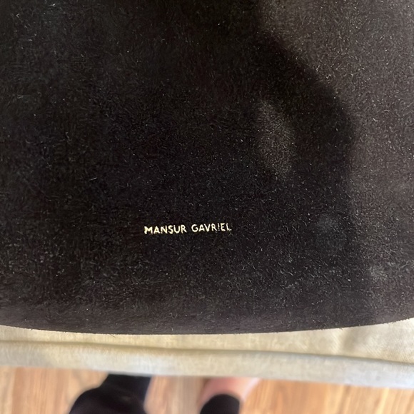Mansur Gavriel Black Suede Bucket Bag EUC - Picture 3 of 10